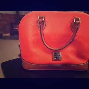 NWT Dooney & Bourke purse 👜